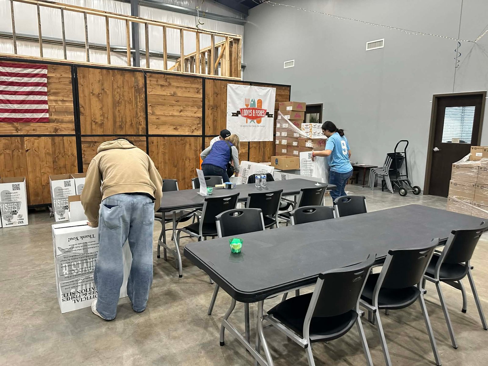 Bayanihan Volunteers at Loaves and Fishes - February 2026 Photo 9